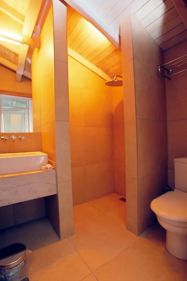Castle Inn Boutique Hotel Анталья Проживание в семье